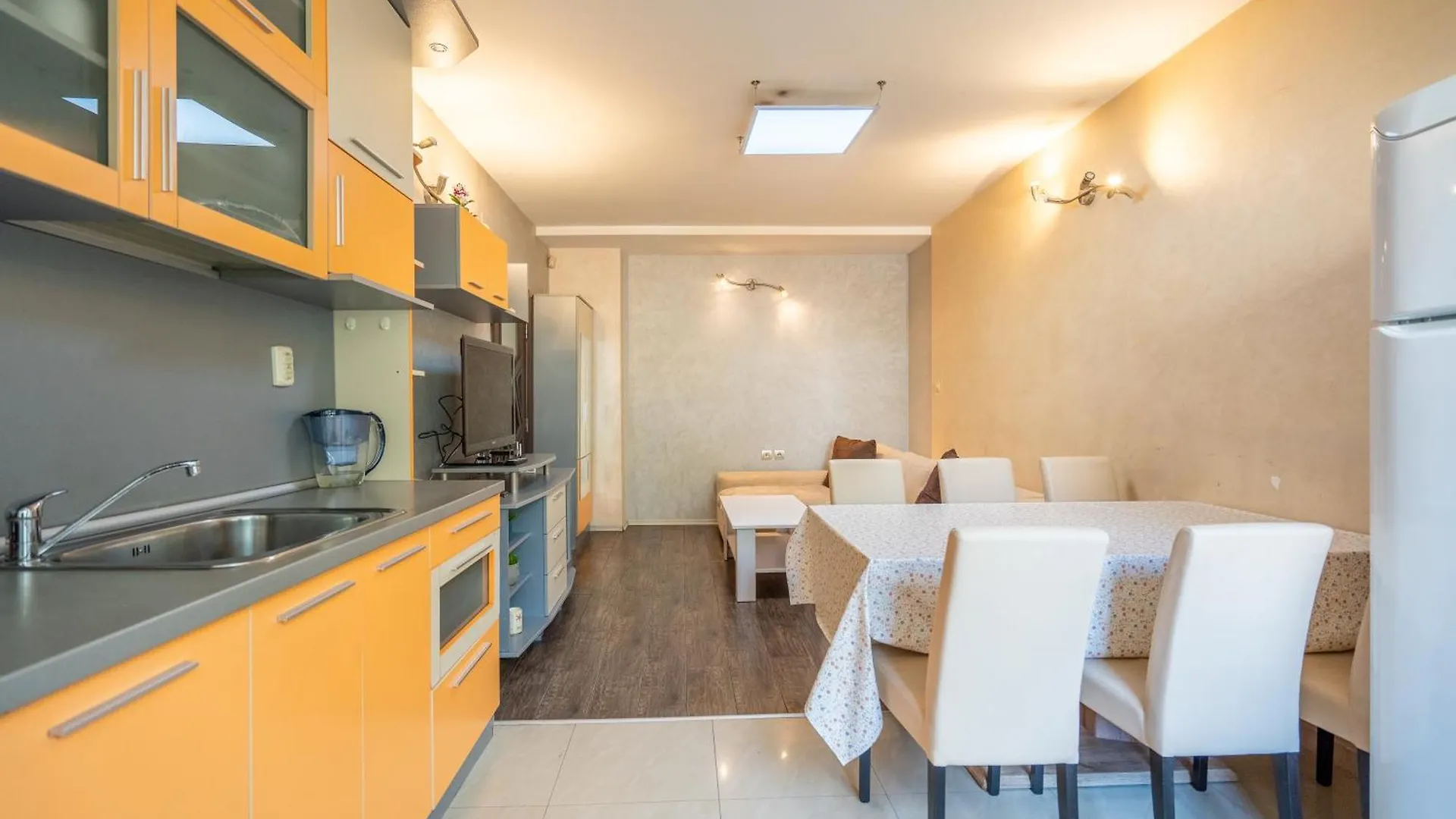 The Right Choice 1 Apartment Sofia 0*,
